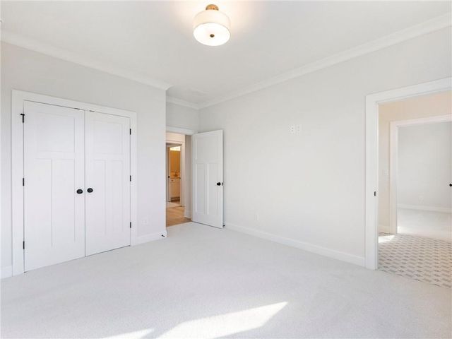 5450 N RICHLAND CREEK Street, Buford, GA 30518