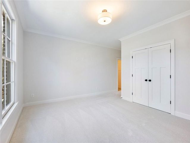 5450 N RICHLAND CREEK Street, Buford, GA 30518
