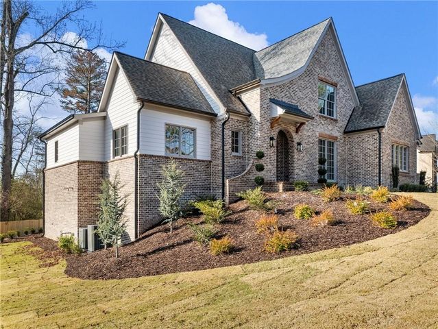 5450 N RICHLAND CREEK Street, Buford, GA 30518