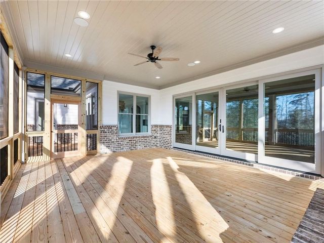 5450 N RICHLAND CREEK Street, Buford, GA 30518