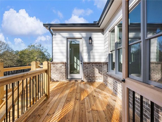 5450 N RICHLAND CREEK Street, Buford, GA 30518