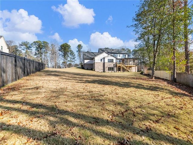 5450 N RICHLAND CREEK Street, Buford, GA 30518