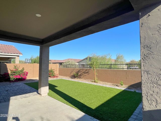 2751 E Tonto Lane, Phoenix, AZ 85050