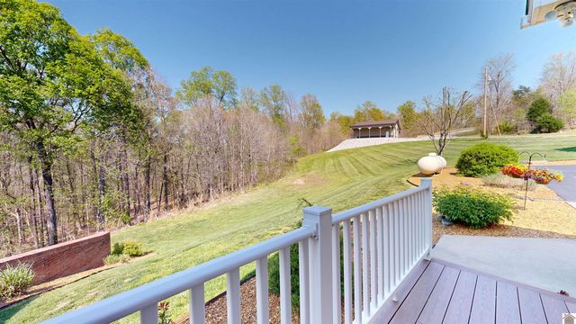 920 View Road, Marion, KY 42064