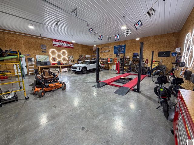 920 View Road, Marion, KY 42064