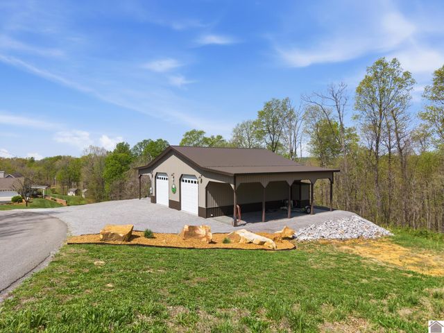 920 View Road, Marion, KY 42064