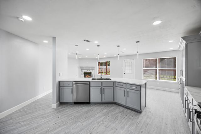 21510 Broadstone Dr, Katy, TX 77449