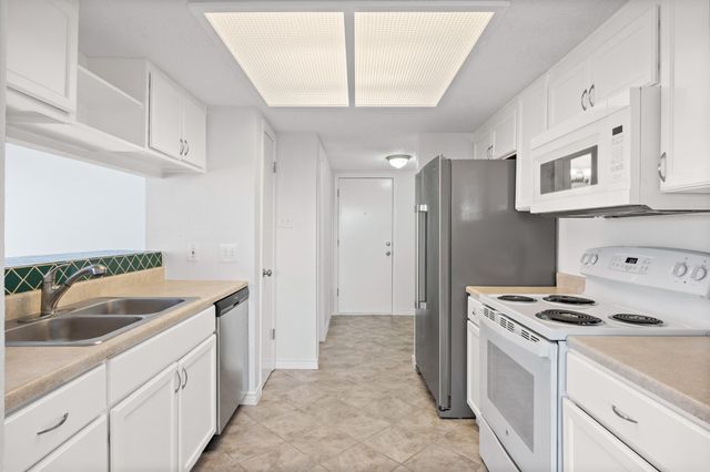 2630 Alcott LN A, Austin, TX 78748