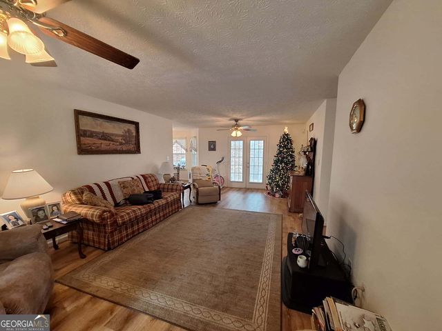 5280 Judge Brown Road, Valley, AL 36854