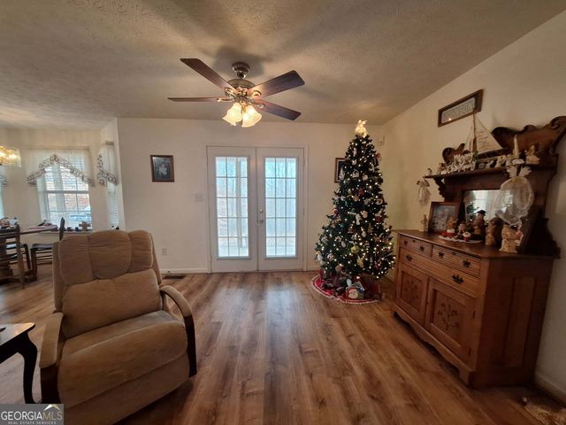 5280 Judge Brown Road, Valley, AL 36854