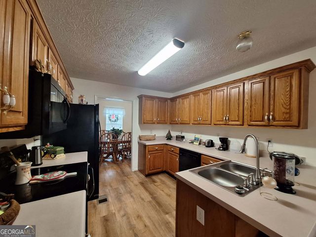 5280 Judge Brown Road, Valley, AL 36854