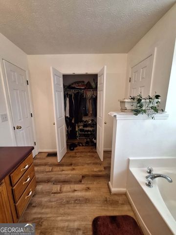 5280 Judge Brown Road, Valley, AL 36854