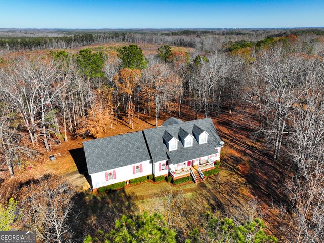 5280 Judge Brown Road, Valley, AL 36854