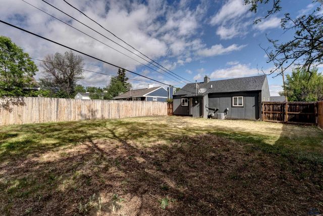 323 MEADE, Rapid City, SD 57701