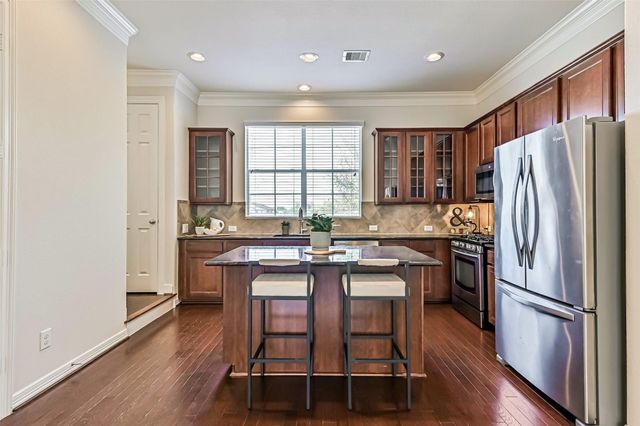 3208 Clearview Circle, Houston, TX 77025