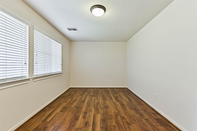 3208 Clearview Circle, Houston, TX 77025