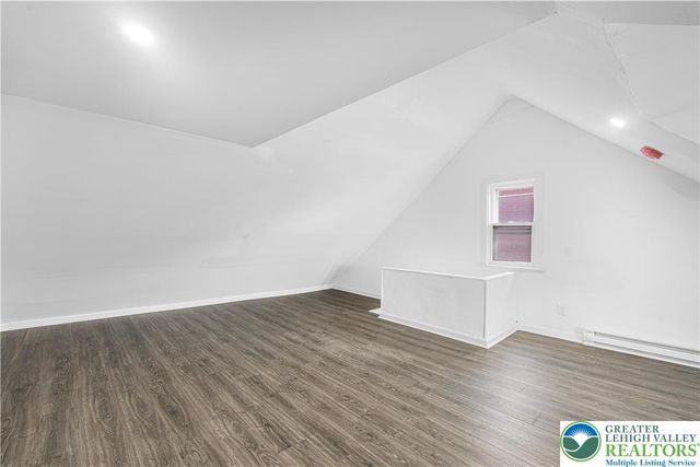 963 Wyandotte Street, Bethlehem City, PA 18015