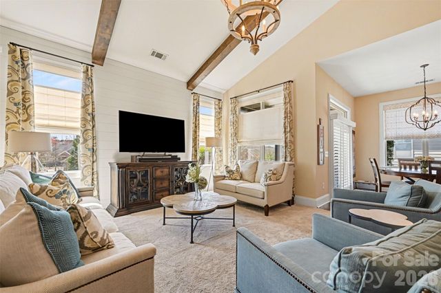 15523 Lake Ridge Road, Charlotte, NC 28278