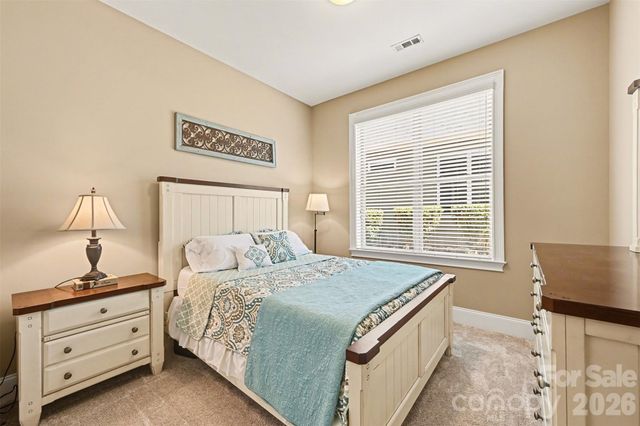 15523 Lake Ridge Road, Charlotte, NC 28278