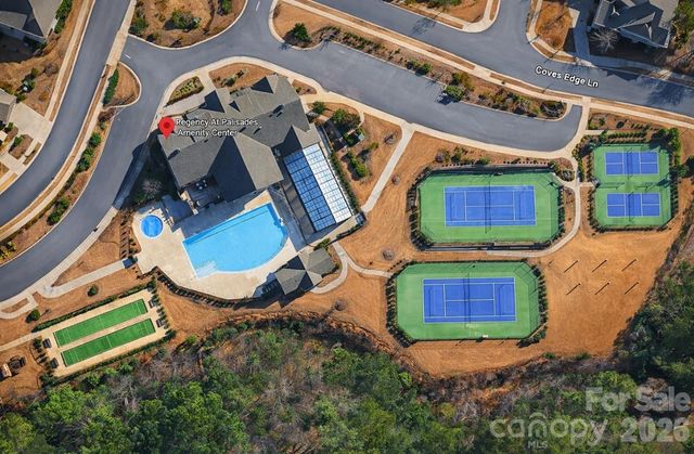 15523 Lake Ridge Road, Charlotte, NC 28278