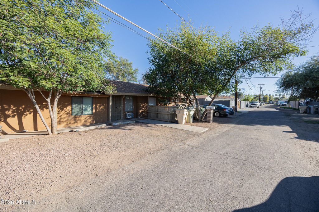 6016 W VISTA Avenue, Glendale, AZ 85301