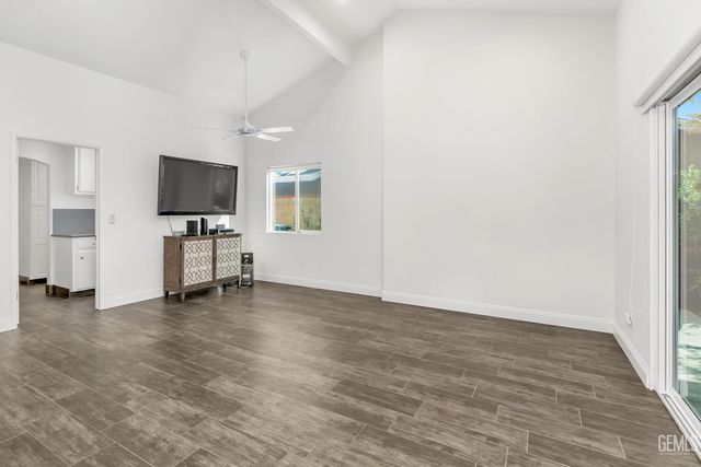 7009 Quailwood Drive, Bakersfield, CA 93309