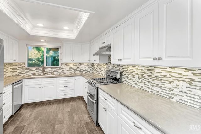 7009 Quailwood Drive, Bakersfield, CA 93309