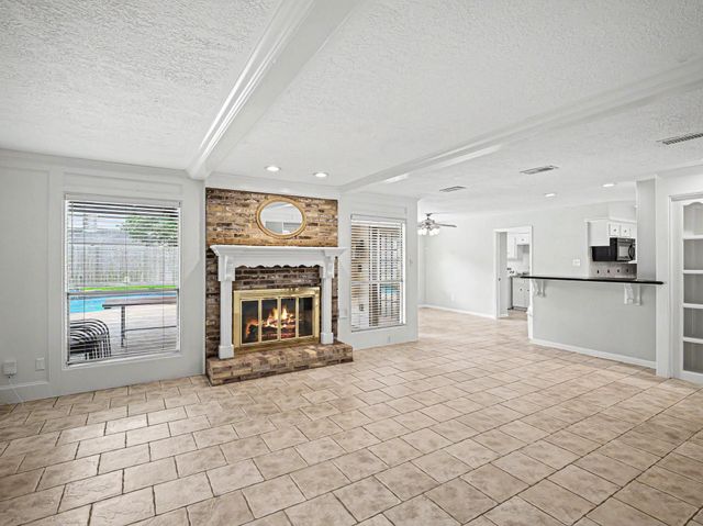 515 Ellingham Drive, Katy, TX 77450