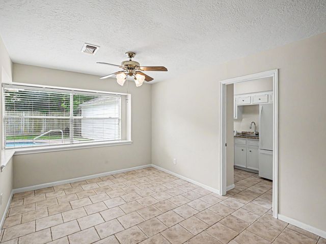 515 Ellingham Drive, Katy, TX 77450