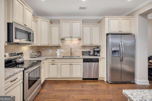 303 Mariners Circle, St. Simons, GA 31522