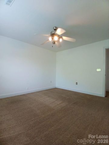 6929 Misty Pine Lane, Charlotte, NC 28217
