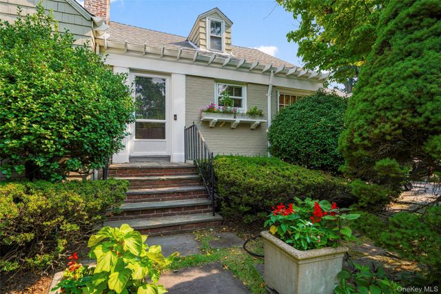 68 Woodbine Avenue, Larchmont, NY 10538