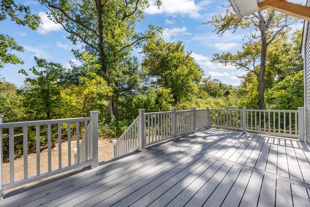 48 Beach Rd, Salisbury, MA 01952