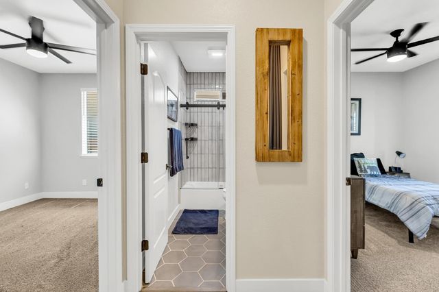 3470 River Shoal Ave, Sacramento, CA 95833