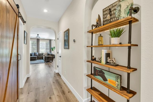 3470 River Shoal Ave, Sacramento, CA 95833