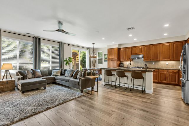 3470 River Shoal Ave, Sacramento, CA 95833