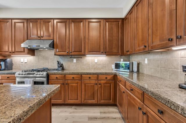 3470 River Shoal Ave, Sacramento, CA 95833