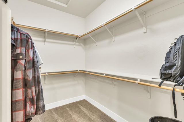 3470 River Shoal Ave, Sacramento, CA 95833