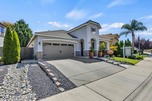 3470 River Shoal Ave, Sacramento, CA 95833