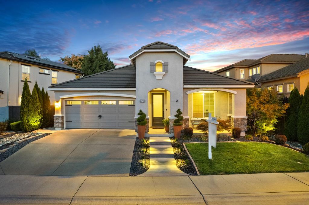 3470 River Shoal Ave, Sacramento, CA 95833