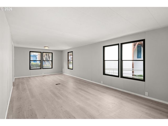 15505 OCEANVIEW Dr 45, Brookings, OR 97415
