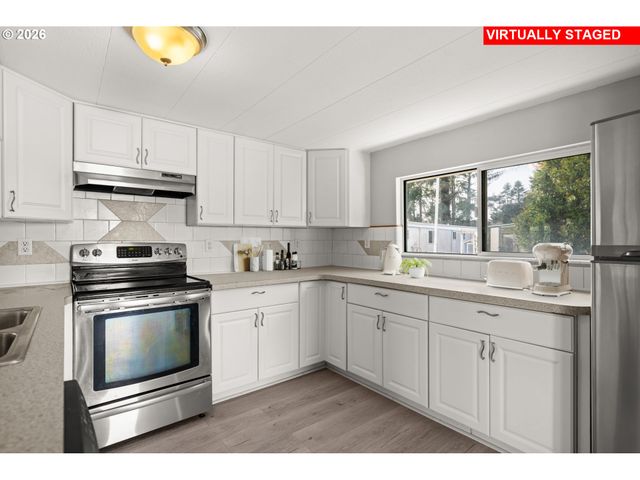 15505 OCEANVIEW Dr 45, Brookings, OR 97415