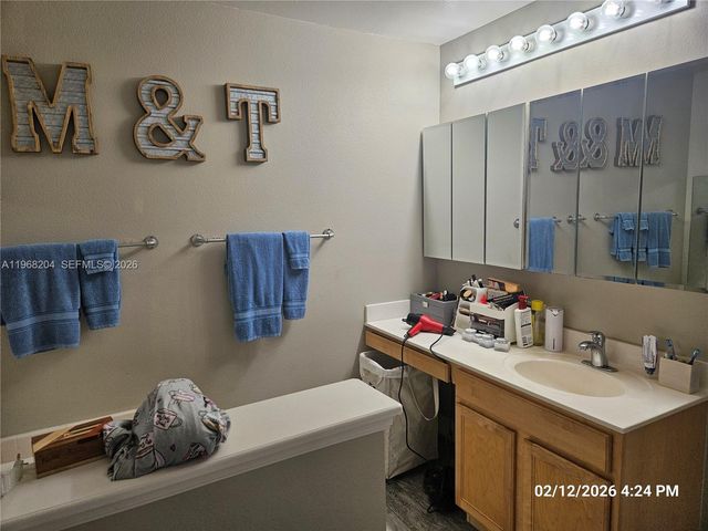 3046 Blaine Cir, Deltona, FL 32738