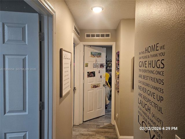 3046 Blaine Cir, Deltona, FL 32738