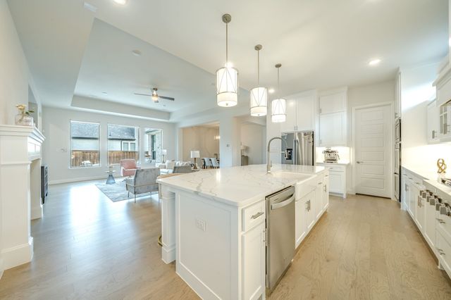 1518 Viridian Park Lane, Arlington, TX 76005