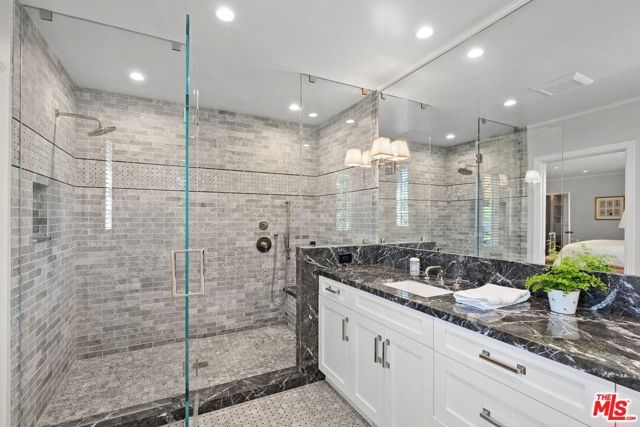 433 S Arden Boulevard, Los Angeles, CA 90020