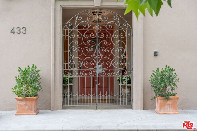 433 S Arden Boulevard, Los Angeles, CA 90020
