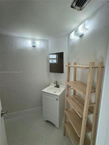1398 NE 191st Street C305, Miami, FL 33179