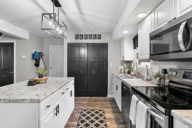 402 E Monroe Street, Delphi, IN 46923
