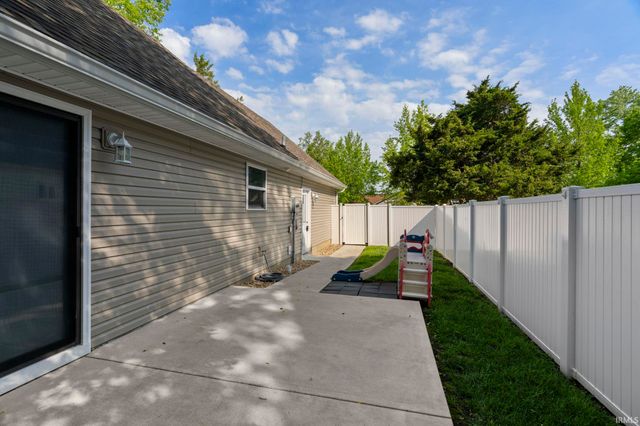402 E Monroe Street, Delphi, IN 46923